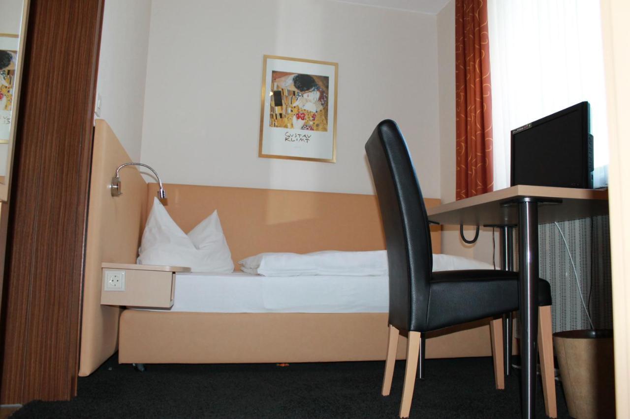 Hotel Huebler Франкфурт-на-Майні Екстер'єр фото