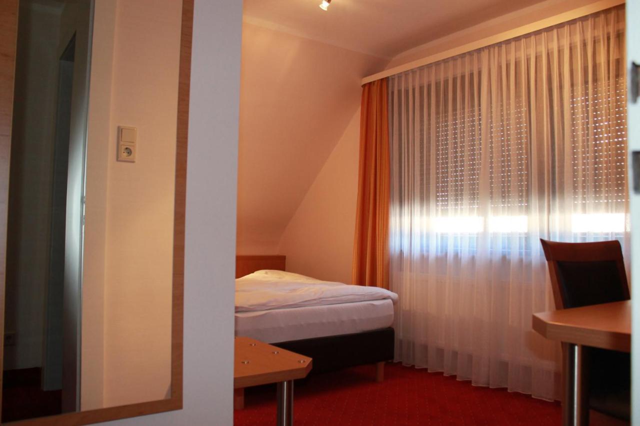 Hotel Huebler Франкфурт-на-Майні Екстер'єр фото