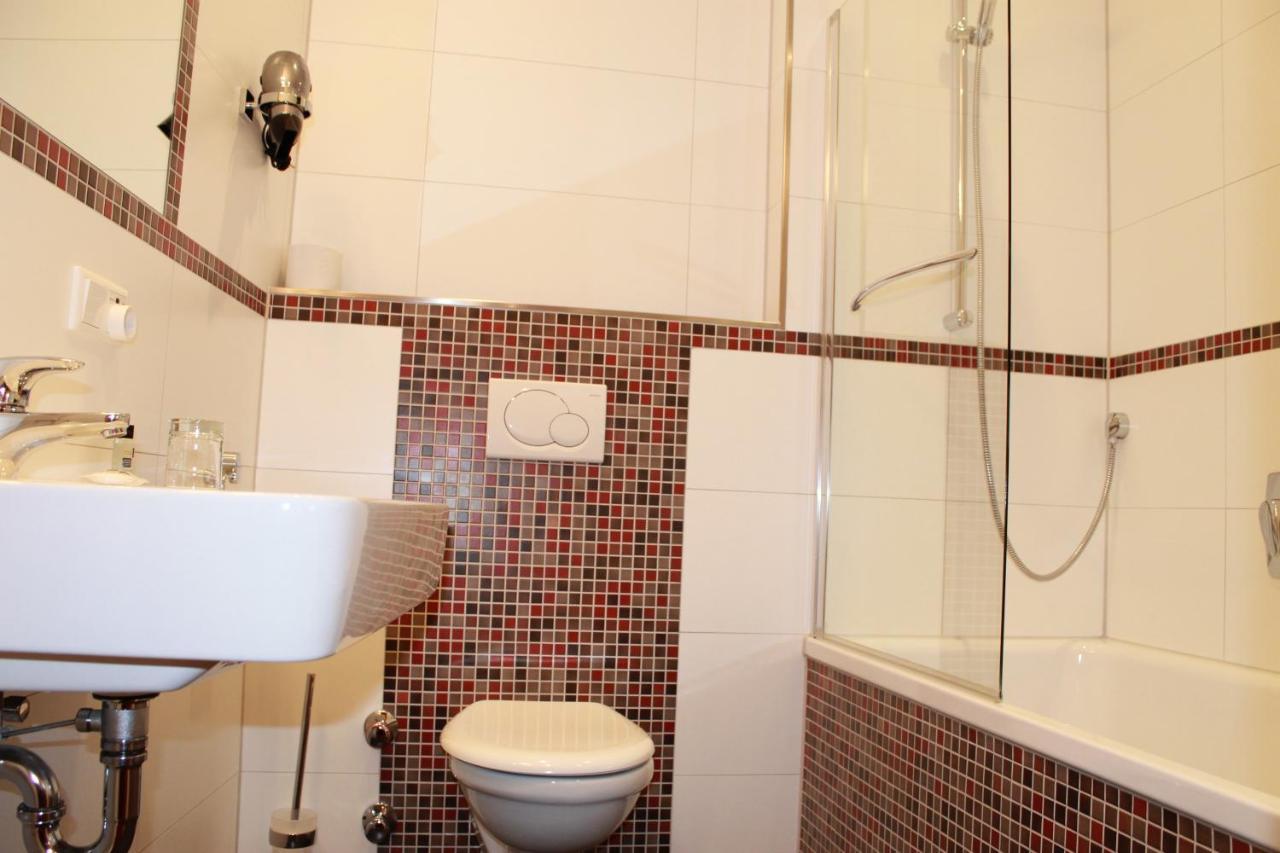 Hotel Huebler Франкфурт-на-Майні Екстер'єр фото