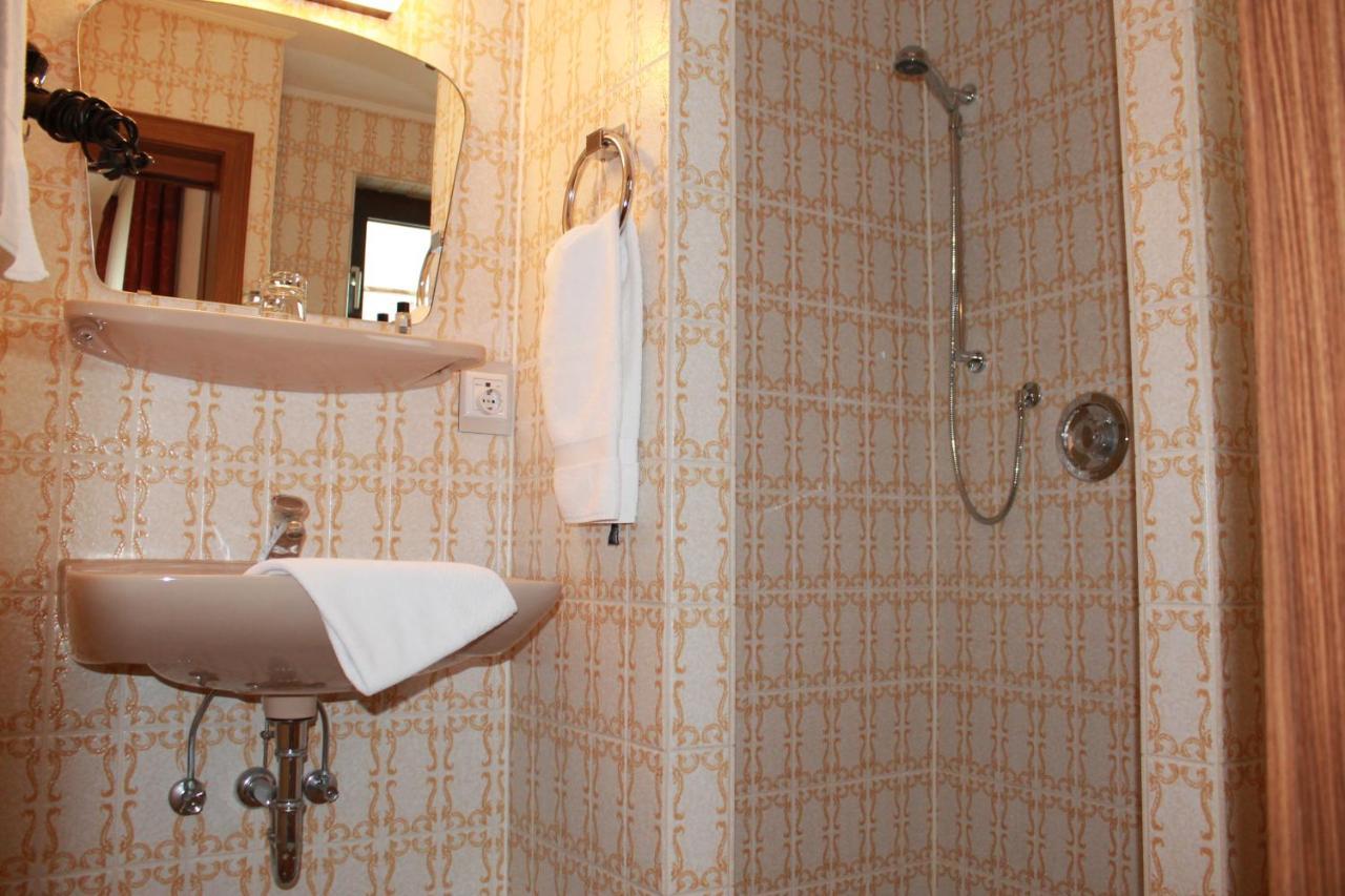 Hotel Huebler Франкфурт-на-Майні Екстер'єр фото